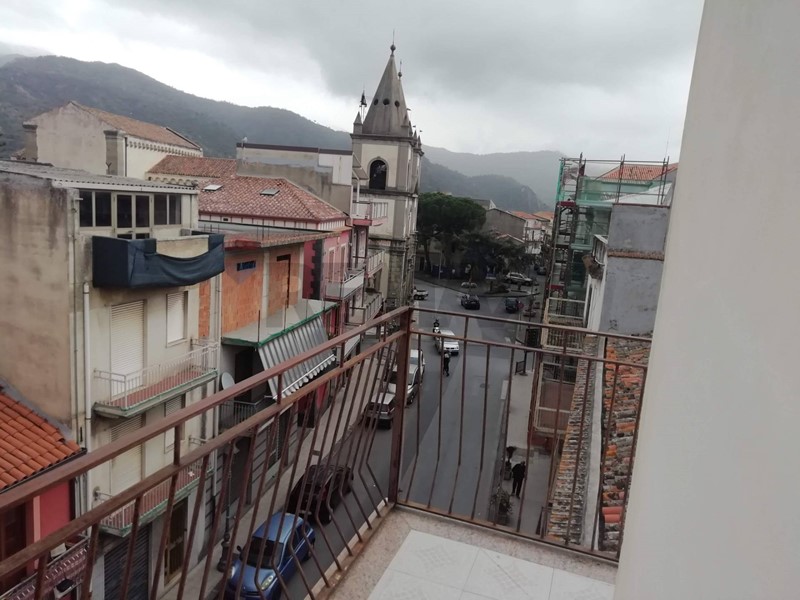 Bilocale in Vendita a Francavilla di Sicilia, 30'000&euro;, 85 m²