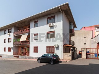Trilocale in Vendita a Camporotondo Etneo, 135'000&euro;, 102 m²