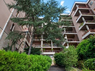 Appartamento in Vendita a Messina, 379'000&euro;, 215 m²