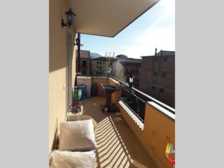 Appartamento in Vendita a Moio Alcantara, 70'000&euro;, 123 m²