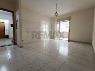 Trilocale in Vendita a Santa Teresa di Riva, 64'000&euro;, 63 m²