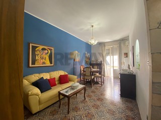 Quadrilocale in Vendita a Siracusa, 71'000&euro;, 97 m²