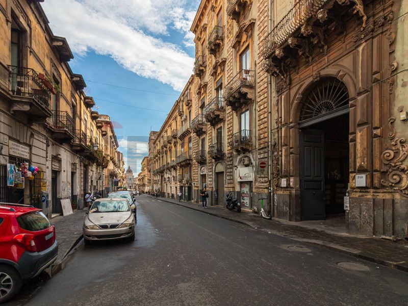 Quadrilocale in Vendita a Catania, 100'000&euro;, 80 m²