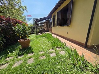 Quadrilocale in Vendita a Monteverdi Marittimo, 145'000&euro;, 82 m²