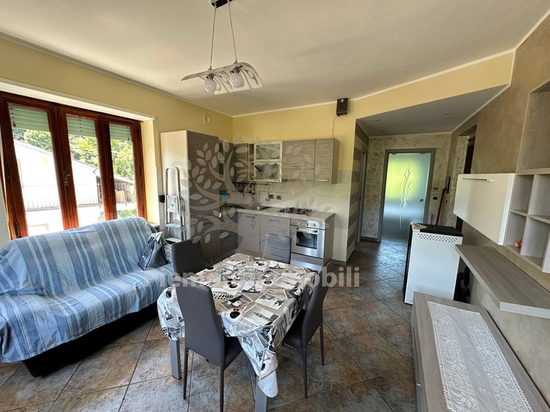 Bilocale in Vendita a Giaveno, 48'000&euro;, 55 m²