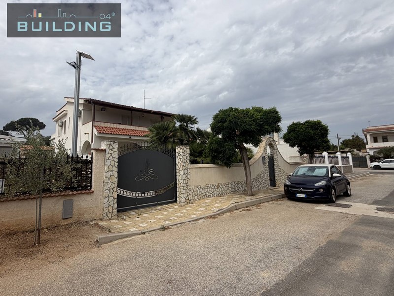 Trilocale in Affitto a Castelvetrano, 1'400&euro;, 60 m²