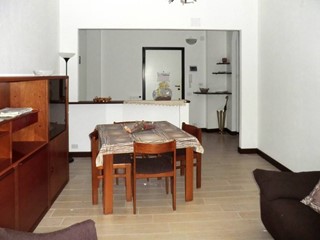 Appartamento in Affitto a Albisola Superiore, 80 m²