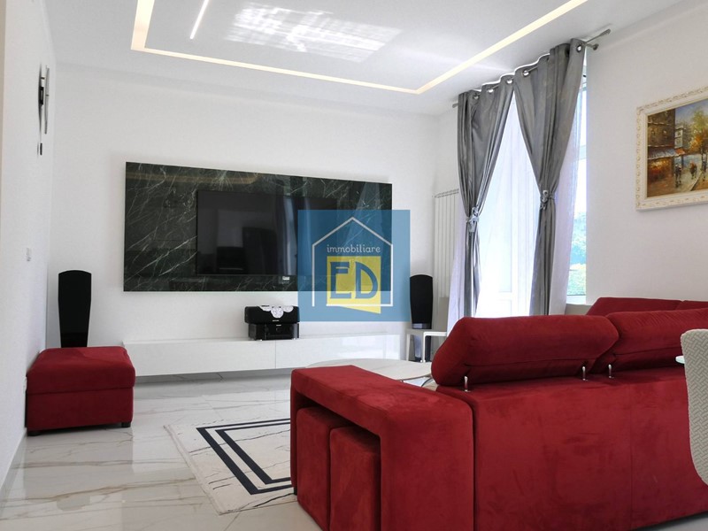 Appartamento in Vendita a Savona, 250'000&euro;, 91 m²