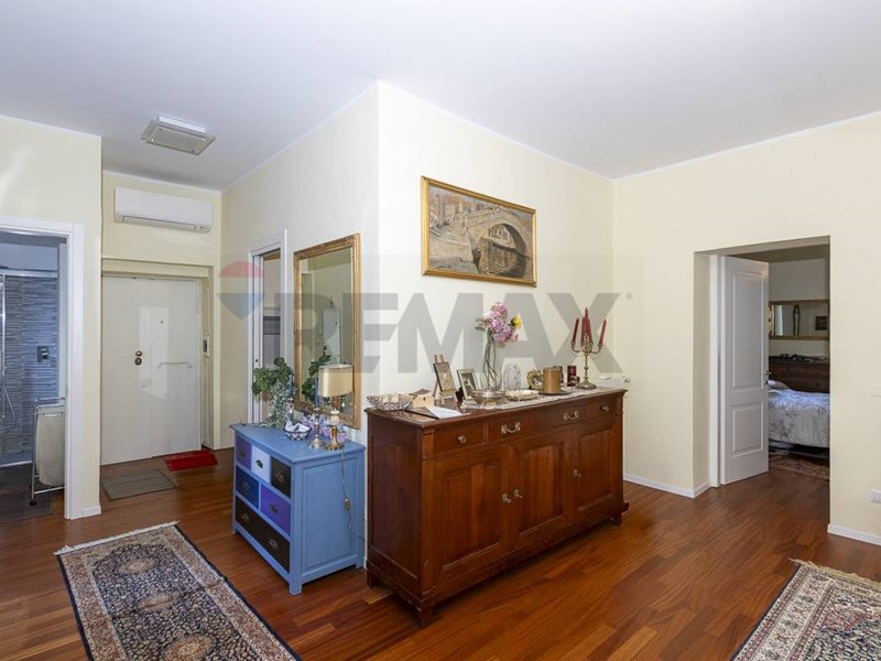 Bilocale in Vendita a Milano, 560'000&euro;, 64 m²