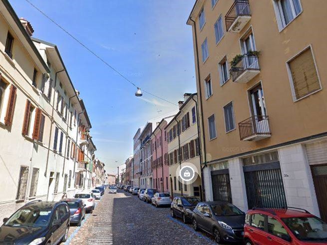 Quadrilocale in Vendita a Mantova, 140'000&euro;, 110 m²