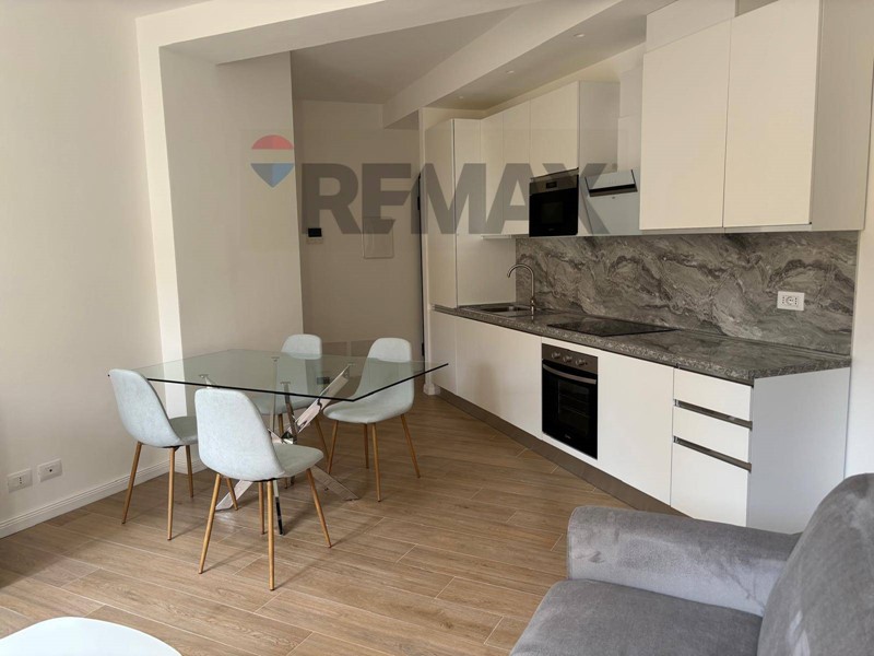Trilocale in Affitto a Varese, 1'100&euro;, 70 m²