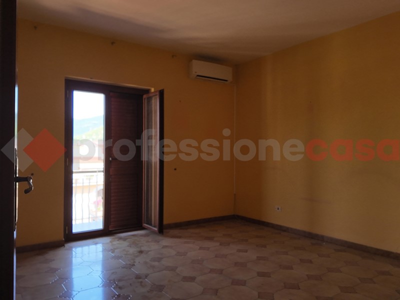 Trilocale in Vendita a Mercato San Severino, 145'000&euro;, 100 m²