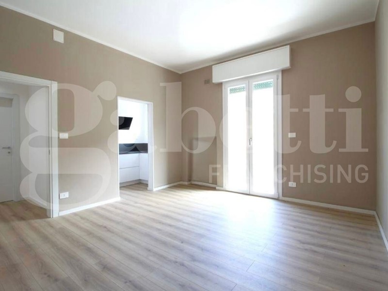 Trilocale in Vendita a San Lazzaro di Savena, 305'000&euro;, 92 m²