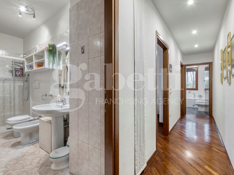 Quadrilocale in Vendita a San Lazzaro di Savena, 340'000&euro;, 90 m², con Box