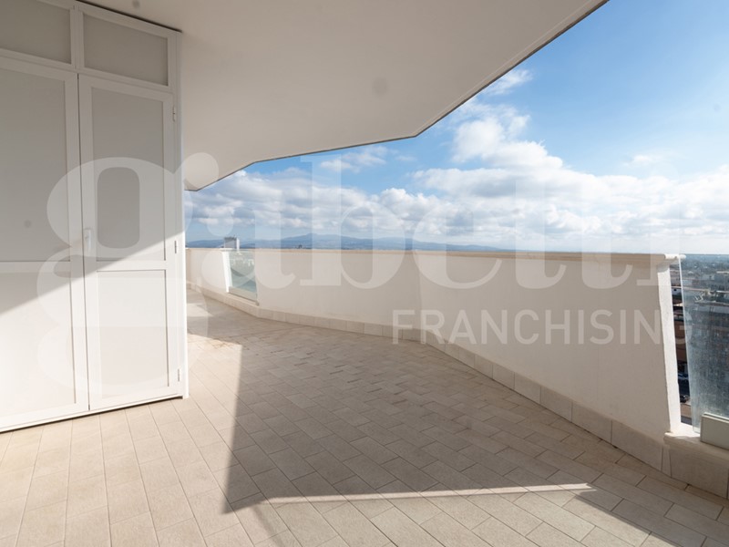 Quadrilocale in Vendita a Pomezia, 375'000&euro;, 94 m²