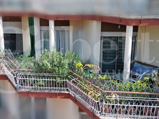 Trilocale in Vendita a Sanremo, 220'000&euro;, 60 m², arredato