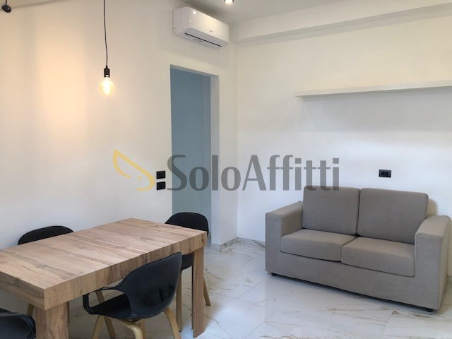 Trilocale in Affitto a Trieste, zona Via Battisti, 850&euro;, 100 m²