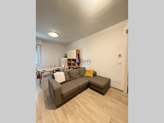 Trilocale in Affitto a Modena, 750&euro;, 68 m², arredato