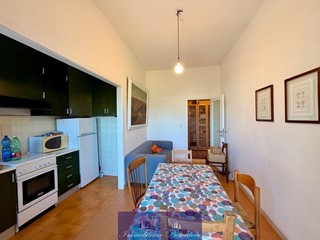 Trilocale in Vendita a Scandicci, zona Casellina, 248'000&euro;, 80 m²