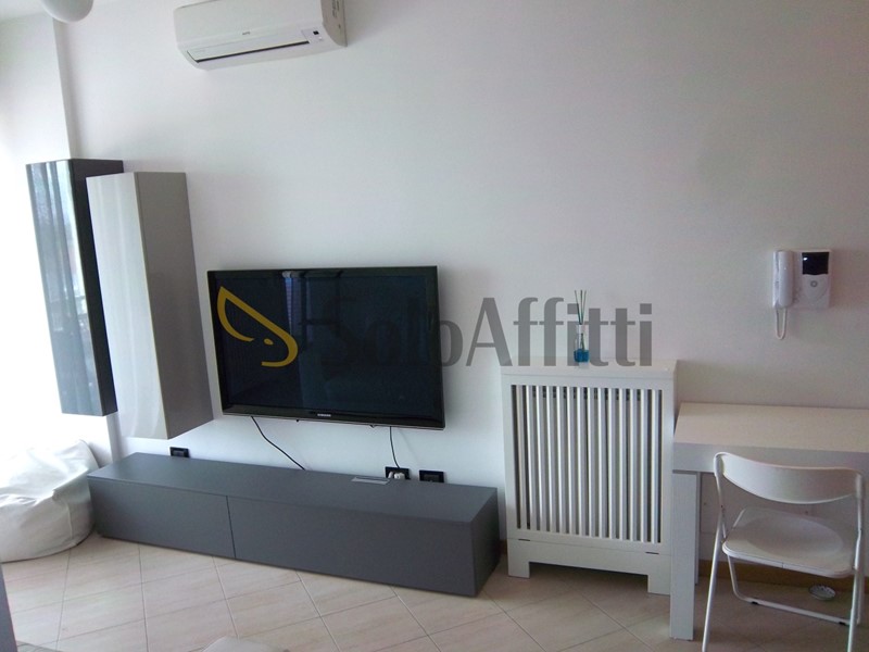 Monolocale in Affitto a Roma, zona Laurentina, 730&euro;, 49 m², arredato, con Box