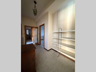 Quadrilocale in Affitto a Prato, zona Mezzana, 900&euro;, 90 m², arredato