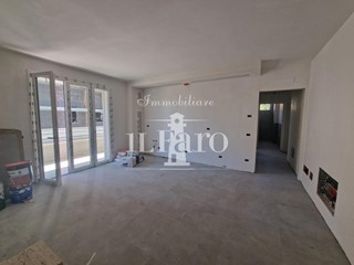 Trilocale in Vendita a Campi Bisenzio, 285'000&euro;, 68 m²