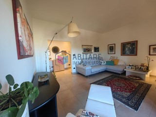 Quadrilocale in Vendita a Livorno, zona Antignano, 288'000&euro;, 101 m²