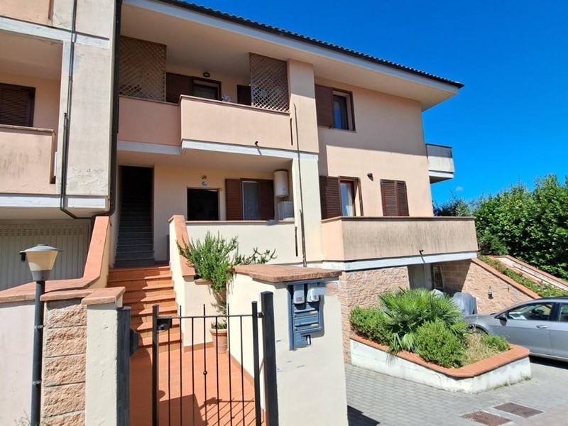 Trilocale in Vendita a Rosignano Marittimo, zona Nibbiaia, 155'000&euro;, 65 m², con Box
