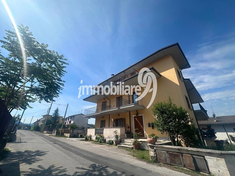 Quadrilocale in Vendita a Pizzoli, 149'000&euro;, 165 m²