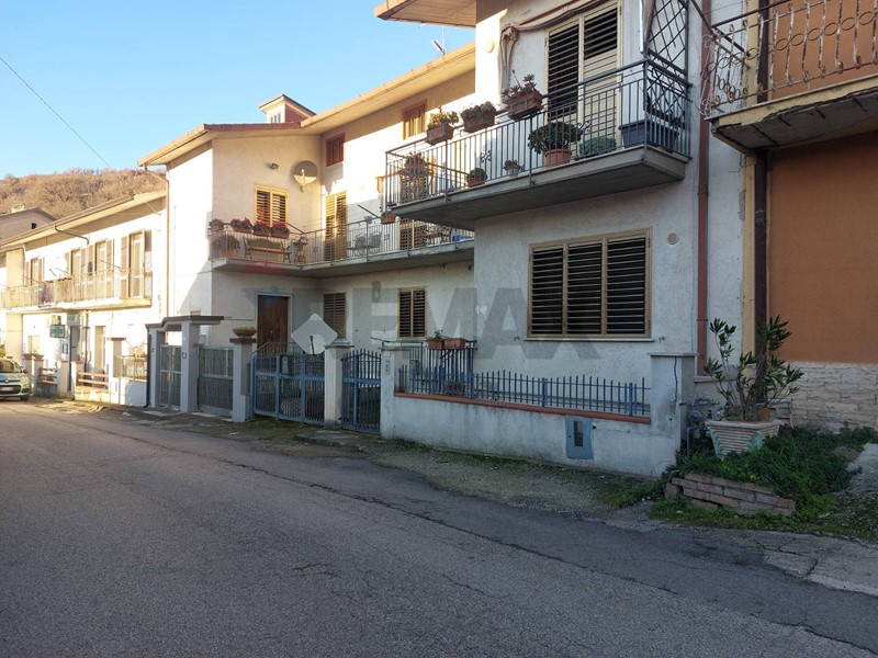 Quadrilocale in Vendita a Sant'Angelo a Cupolo, 28'700&euro;, 100 m²