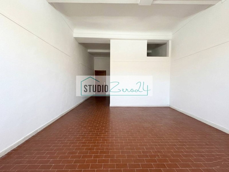 Appartamento in Vendita a Massa, 59'000&euro;, 78 m²