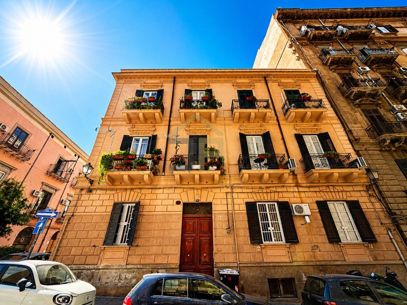 Bilocale in Vendita a Palermo, 120'000&euro;, 52 m²