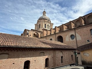 Quadrilocale in Vendita a Mantova, 160'000&euro;, 170 m²