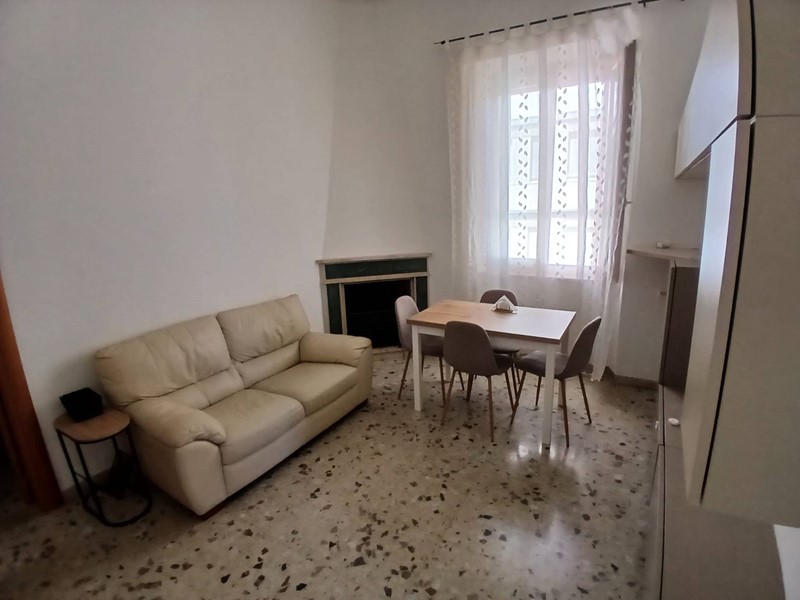 Appartamento in Vendita a Ascoli Piceno, 100'000&euro;, 72 m²