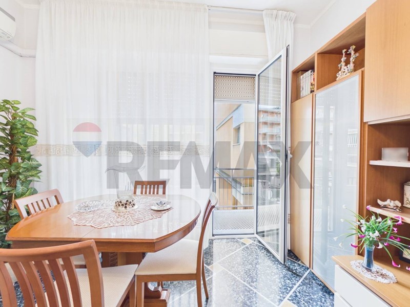 Bilocale in Vendita a Rapallo, 180'000&euro;, 90 m²
