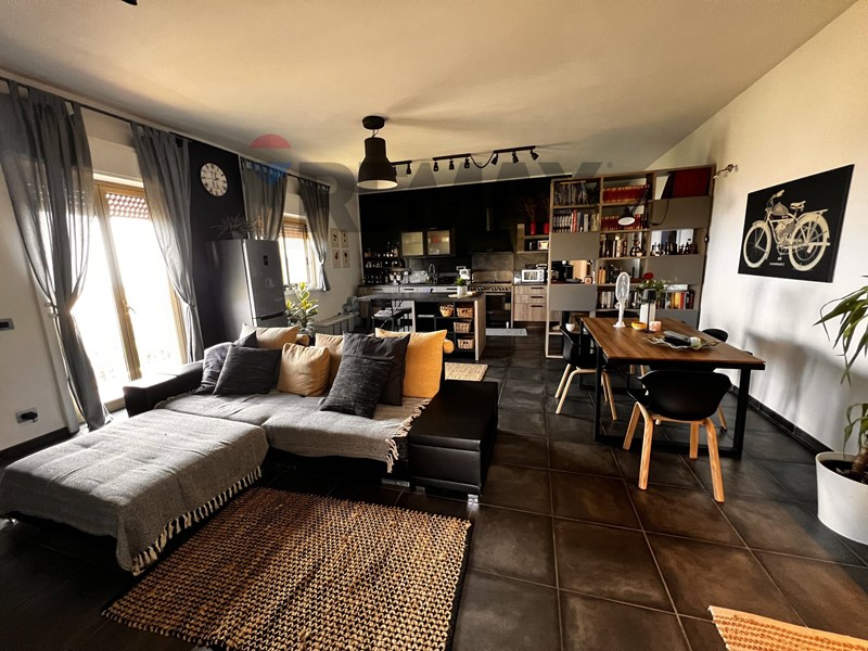 Quadrilocale in Vendita a Sant'Alfio, 130'000&euro;, 177 m²
