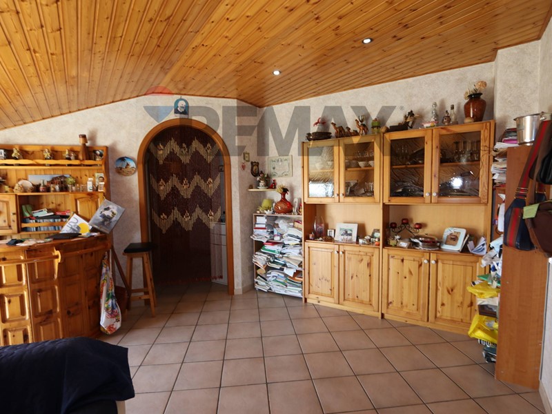 Appartamento in Vendita a Calatabiano, 87'000&euro;, 128 m²