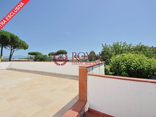 Quadrilocale in Vendita a Collesalvetti, 245'000&euro;, 130 m²