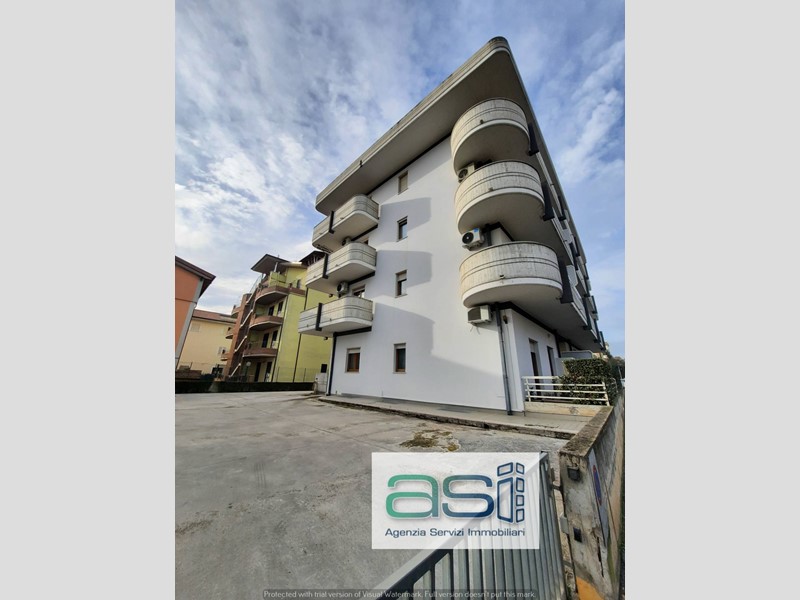Appartamento in Vendita a Alba Adriatica, 205'000&euro;, 110 m²