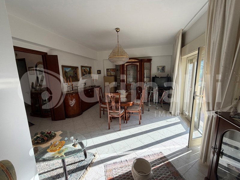 Trilocale in Vendita a Messina, 120'000&euro;, 112 m²
