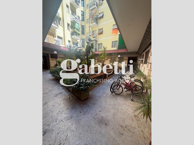 Bilocale in Vendita a Roma, 279'000&euro;, 89 m²