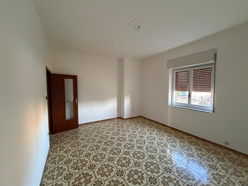 Quadrilocale in Vendita a Battipaglia, 160'000&euro;, 140 m²