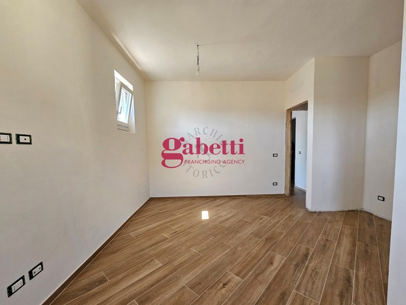 Bilocale in Vendita a Firenze, 190'000&euro;, 51 m²
