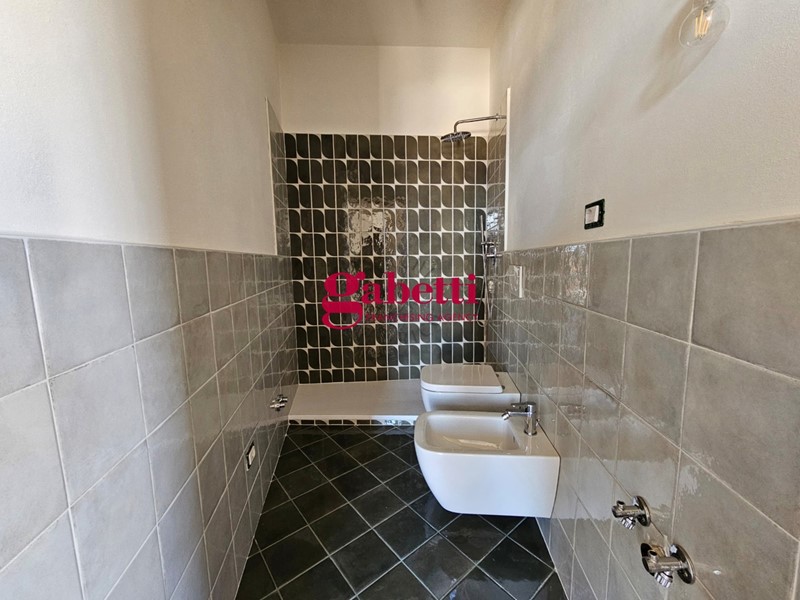 Trilocale in Vendita a Firenze, 240'000&euro;, 66 m²