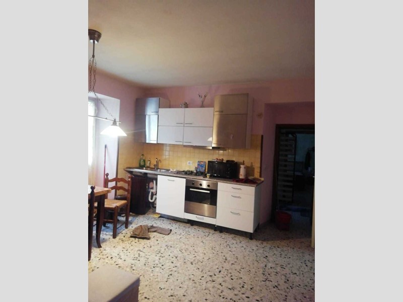 Quadrilocale in Vendita a Novafeltria, 55'000&euro;, 70 m²