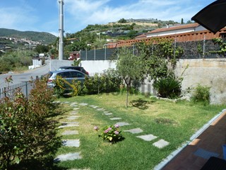 Trilocale in Affitto a Santo Stefano al Mare, 650&euro;, 60 m², arredato