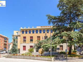 Appartamento in Vendita a Vado Ligure, 210'000&euro;, 125 m²