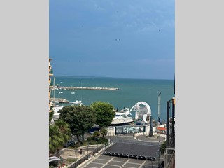 Quadrilocale in Vendita a Anzio, 159'000&euro;, 85 m²