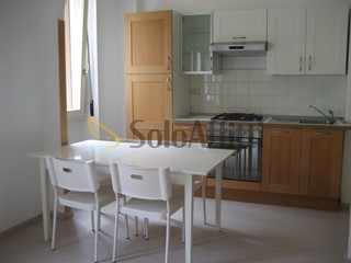 Bilocale in Affitto a Brescia, zona Via Veneto, 700&euro;, 50 m², arredato