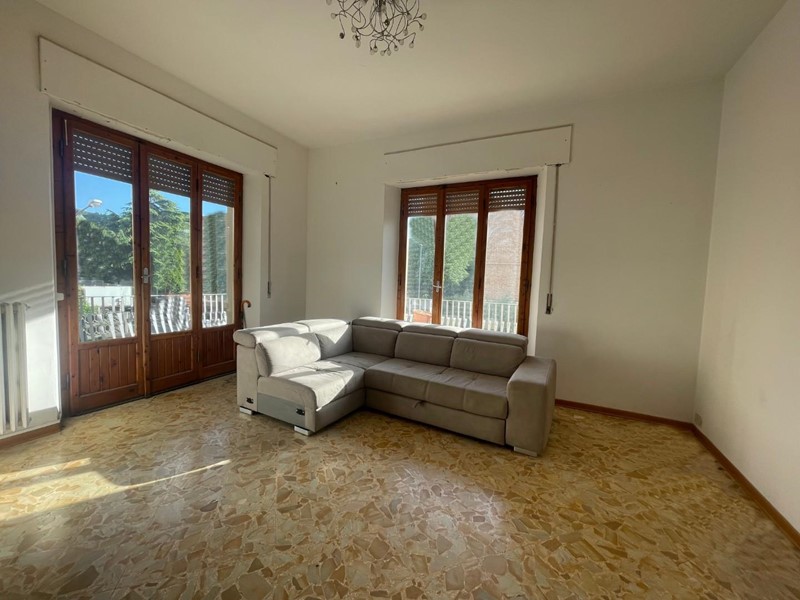 Quadrilocale in Vendita a Colle di Val D'Elsa, 178'000&euro;, 111 m², con Box